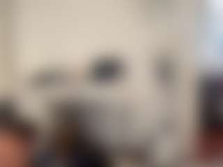Mrshyboy32's Live Sex Cam Show