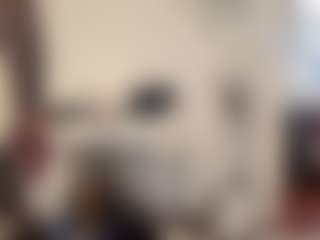 Mrshyboy32's Live Sex Cam Show