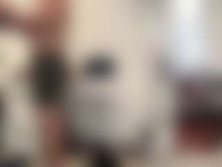 Mrshyboy32's Live Sex Cam Show