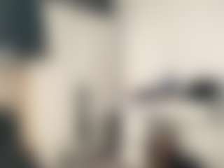 Mrshyboy32's Live Sex Cam Show