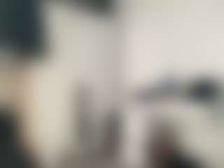 Mrshyboy32's Live Sex Cam Show