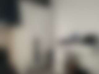 Mrshyboy32's Live Sex Cam Show