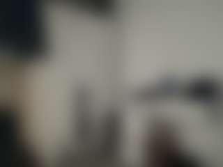 Mrshyboy32's Live Sex Cam Show