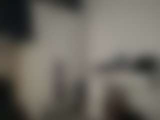 Mrshyboy32's Live Sex Cam Show