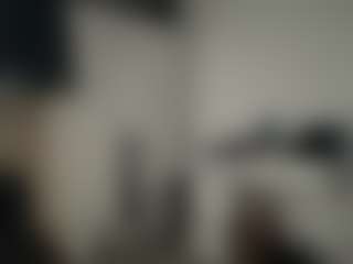 Mrshyboy32's Live Sex Cam Show