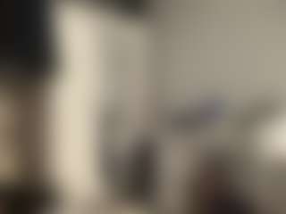 Mrshyboy32's Live Sex Cam Show