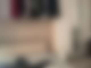 Mrshyboy32's Live Sex Cam Show