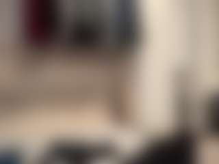 Mrshyboy32's Live Sex Cam Show