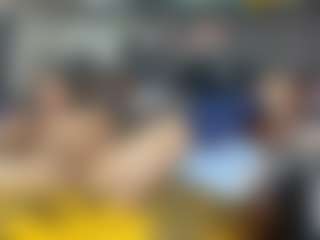 Mrshyboy32's Live Sex Cam Show