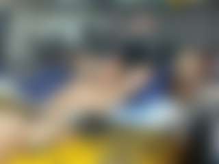 Mrshyboy32's Live Sex Cam Show