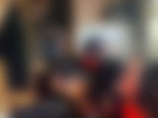 Mrshyboy32's Live Sex Cam Show