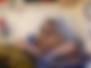 Live cam show with Mrshyboy32 - Bedroom on alttransgirls