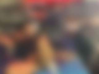 Mrshyboy32's Live Sex Cam Show