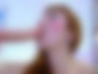 Live cam show with alicialeclair - Thick on StripNow