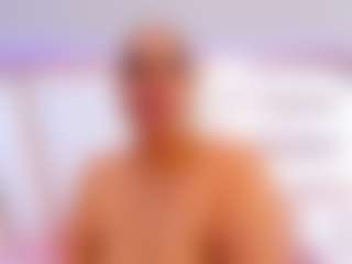 GeminisClark MILF webcam performer live streaming