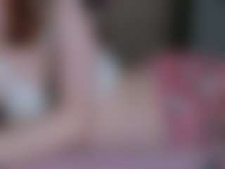 Live cam show with Dark-Willlow - Shaved on Uber Horny