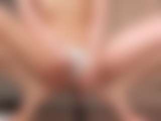 Live cam show with loralifelover - Camel Toe on AdultVida.com