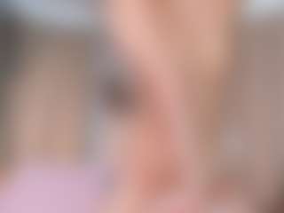 loralifelover's Live Sex Cam Show
