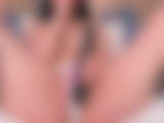 loralifelover's Live Sex Cam Show
