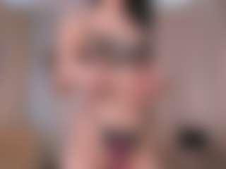 Live cam show with loralifelover - Oil on StripNow