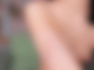 loralifelover's Live Sex Cam Show