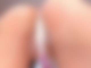 loralifelover's Live Sex Cam Show