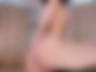 Live cam show with loralifelover - Smooth on Chatstar