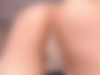 Live cam show with loralifelover - Moaning on Fling VIP Chat