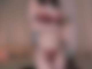 loralifelover's Live Sex Cam Show