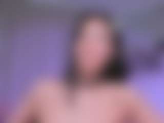 loralifelover's Live Sex Cam Show