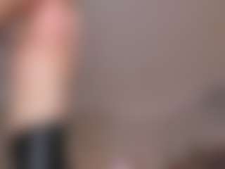 Live cam show with loralifelover - Cute on livesuperchat.net
