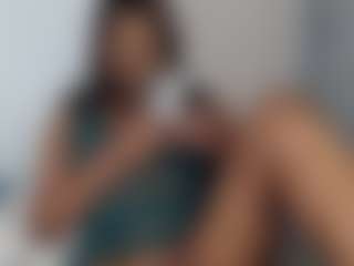 Live cam show with Angelaaxx - Black on Camming Site