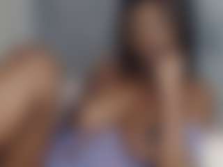Angelaaxx's Live Sex Cam Show