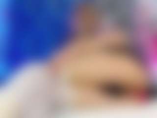 Queen23's Live Sex Cam Show