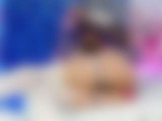 Queen23's Live Sex Cam Show