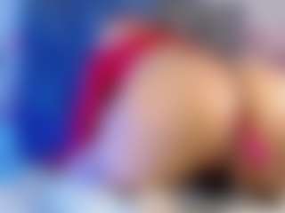 Queen23's Live Sex Cam Show