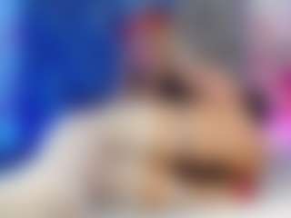 Queen23's Live Sex Cam Show