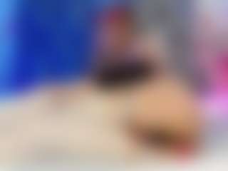 Queen23's Live Sex Cam Show