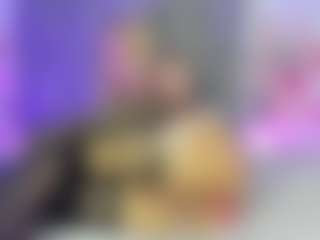 Queen23's Live Sex Cam Show