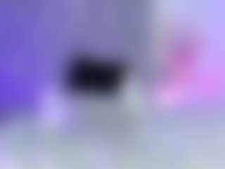 Queen23's Live Sex Cam Show