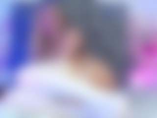 Live cam show with Queen23 - Black Hair on Hubzter Live