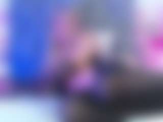 Live cam show with Queen23 - Black Hair on thefappeningchat.com