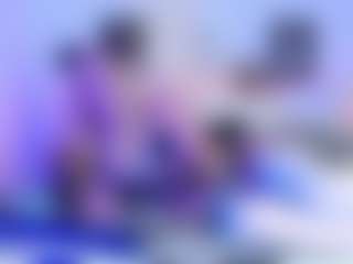 Live cam show with Queen23 - Tiny Tits on xblisslive.com