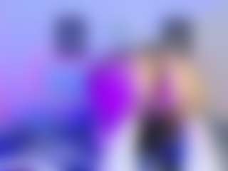 Queen23's Live Sex Cam Show