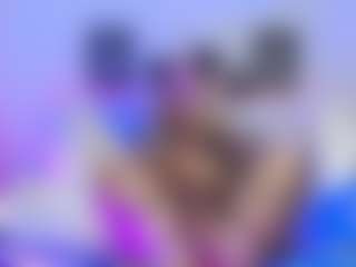 Queen23's Live Sex Cam Show