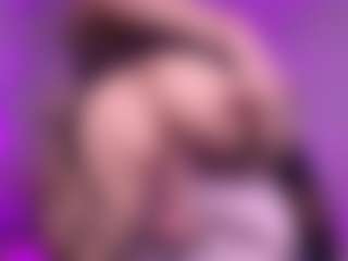 Live cam show with kendall_07 - Big Tits Small Tits on 1on1-livenow