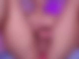 Live cam show with kendall_07 - Double Penetration on SmokeAndPoke