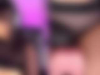 Live cam show with LuciiaCollins - Oil on eurowanks.com