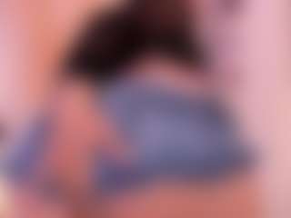 Live cam show with nikavelvet - Brown Hair Teen (18+) on LiveSexCams6