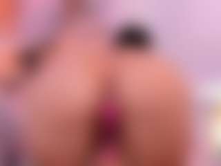 nikavelvet's Live Sex Cam Show